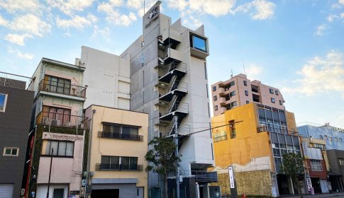 「ホテルオーク静岡」お洒落にリノベーションされた屋上温泉付きホテル！